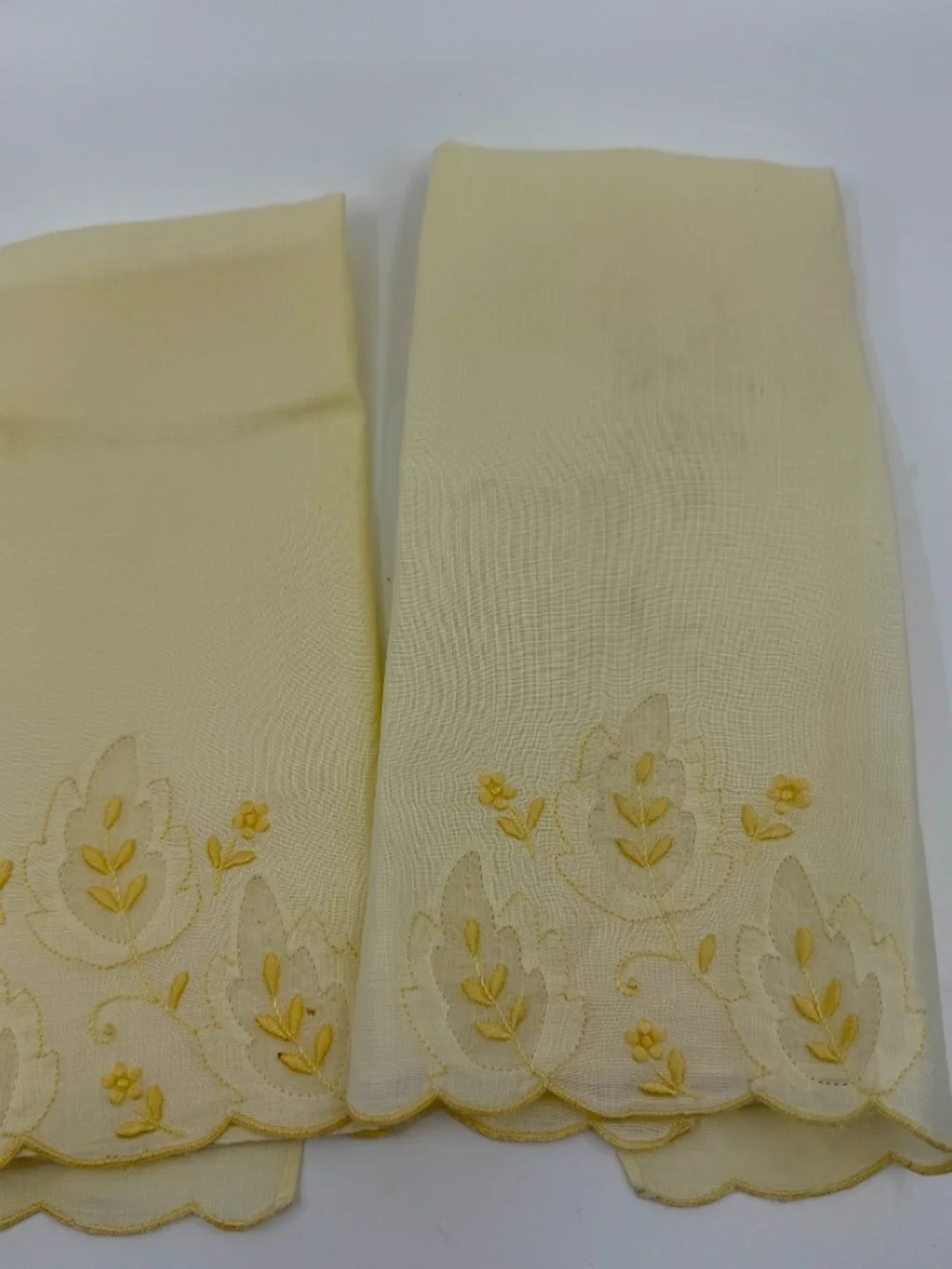 Pair Vintage Embroidered Pale Yellow Madeira Linen & Organza Fingertip Towels